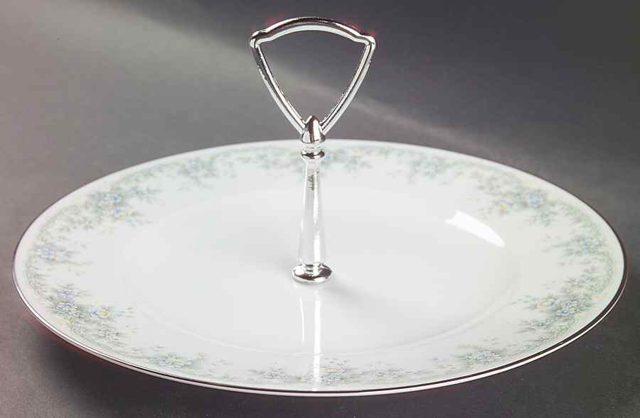 Limerick Round Serving Plate with Handle (DP) by Noritake-1