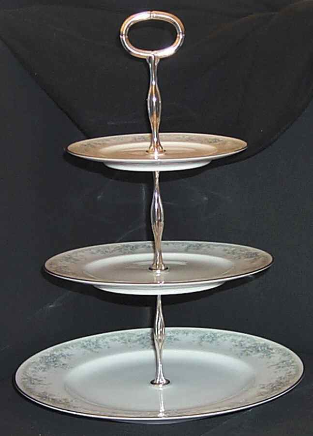 Limerick 13 7/8"-14 1/4" 3-Tiered Serving Tray(DP,SP,BB) HC by Noritake-1