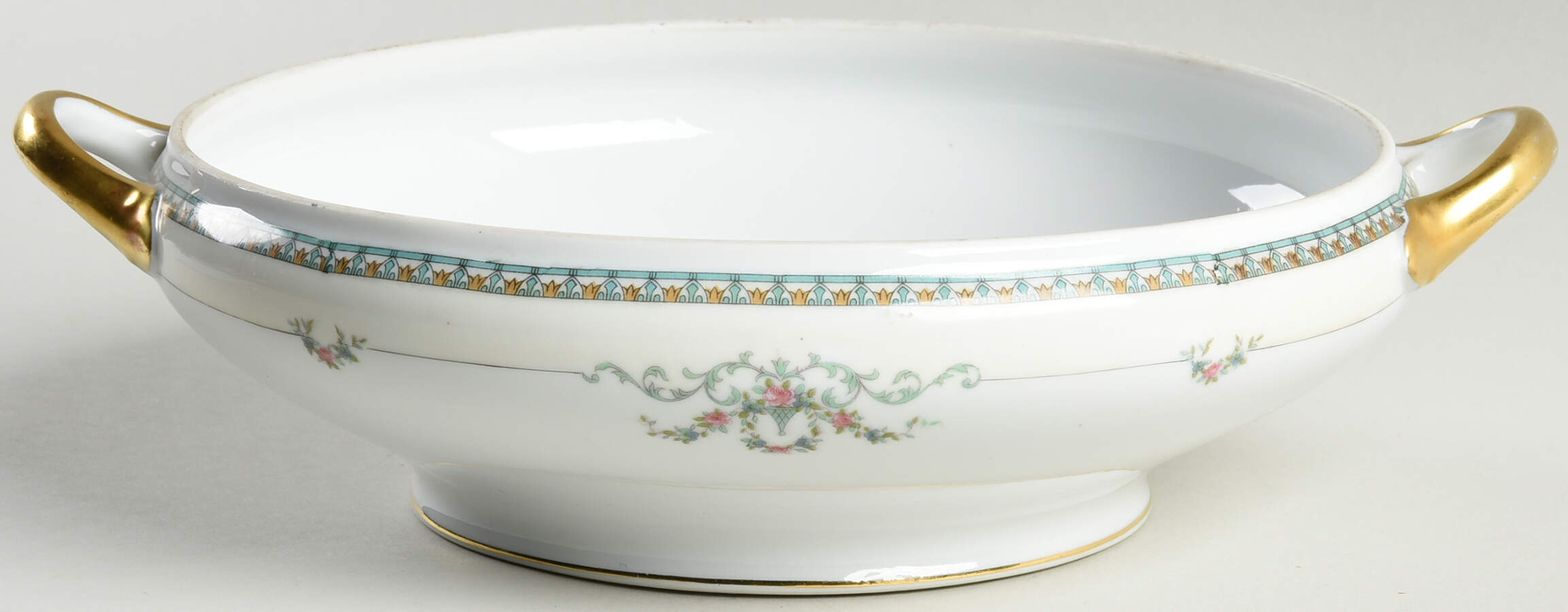 Lincoln Round Vegetable No Lid by Noritake-1