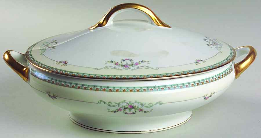 Lincoln Round Covered Vegetable by Noritake-1