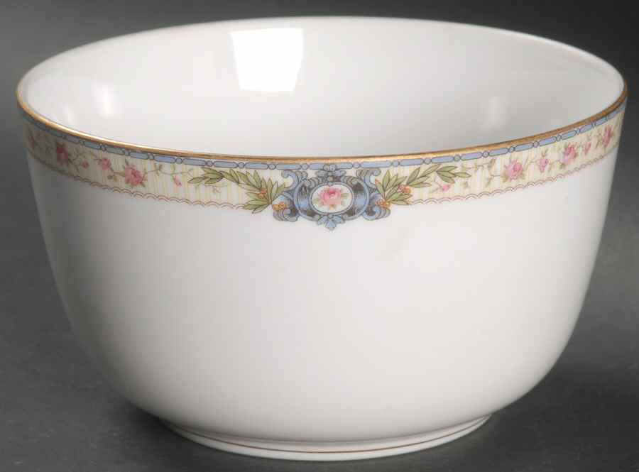 Lincoln Cranberry Bowl by Noritake-1