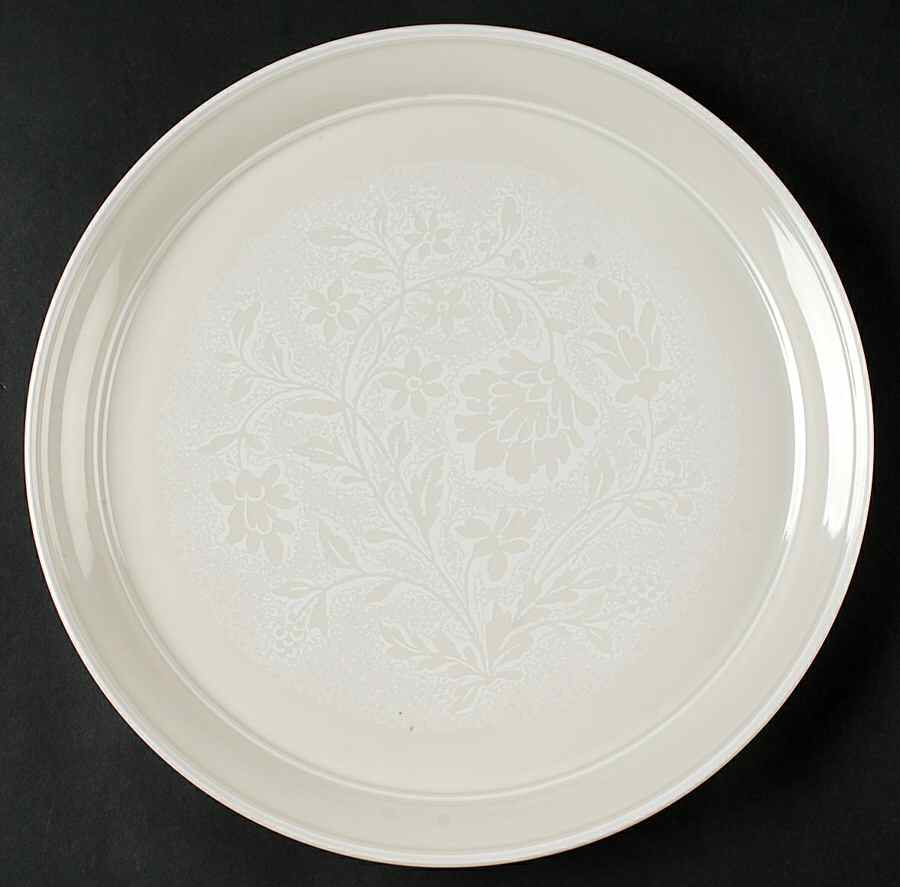 Lindsey 12" Chop Plate (Round Platter) by Noritake-1