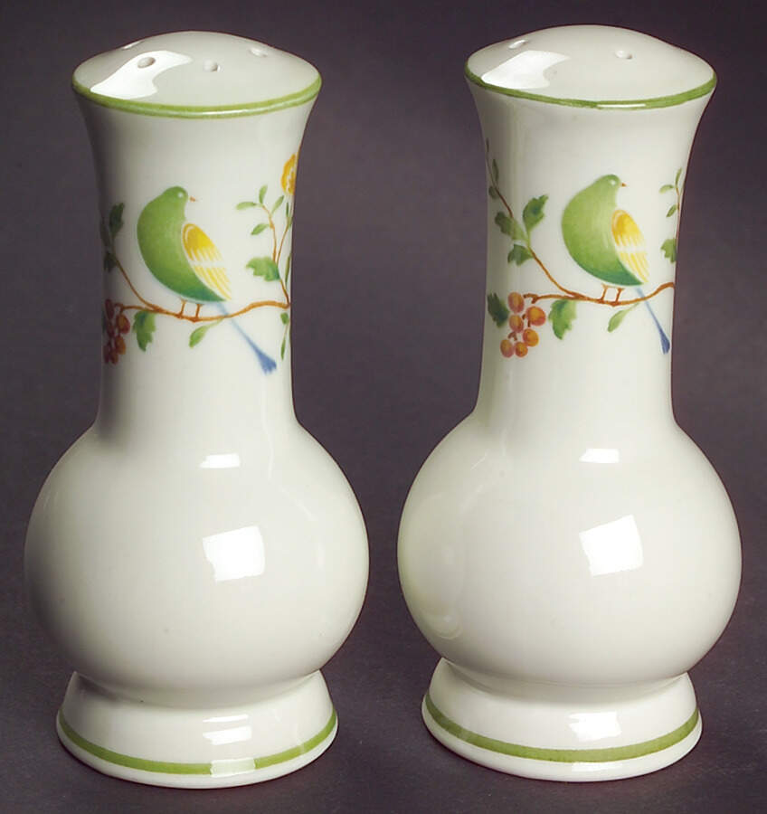 Lineage Salt & Pepper Set by Noritake-1