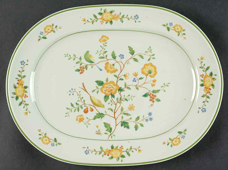 Lineage 13" Oval Serving Platter by Noritake-1