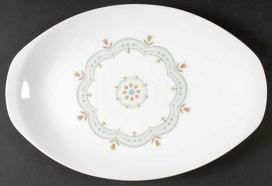 Linfield 14" Oval Serving Platter by Noritake-1