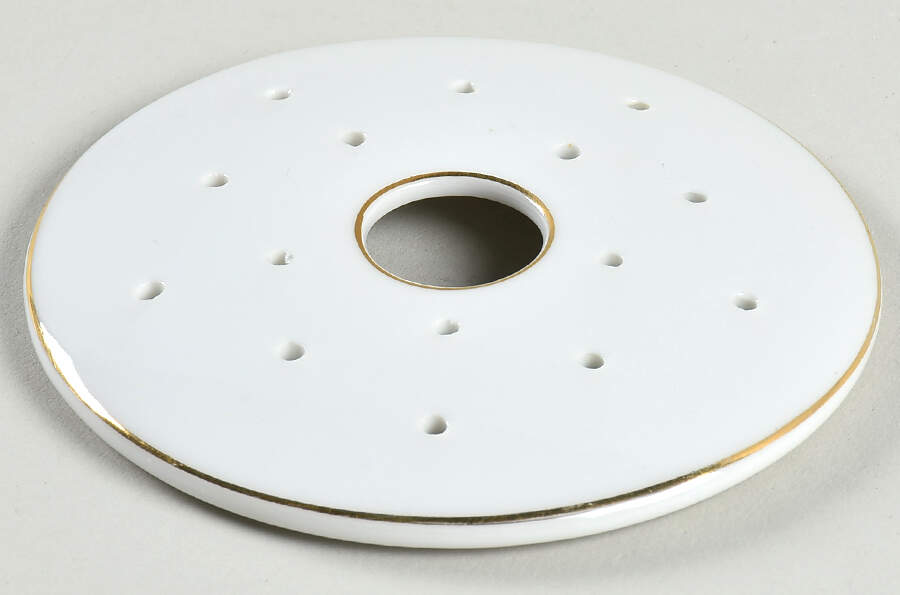 The Linwood Strainer for Round Butter by Noritake-1