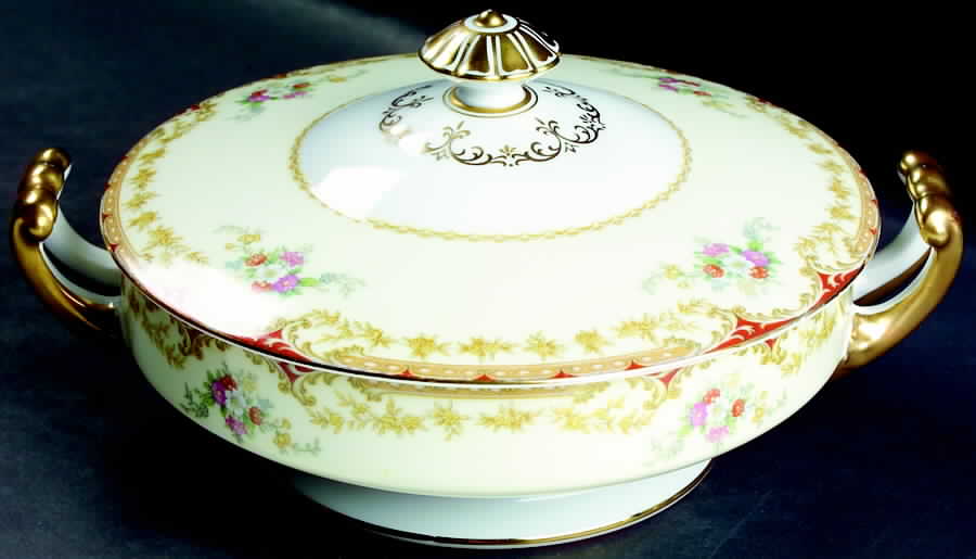 Lismore Round Covered Vegetable by Noritake-1