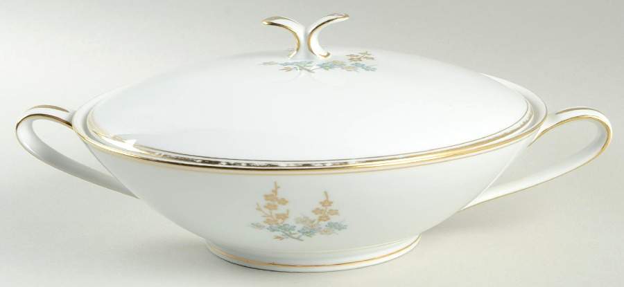 Lisette Round Covered Vegetable by Noritake-1