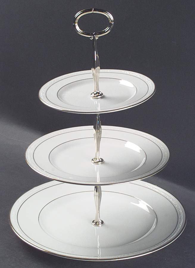 Lockleigh 13 7/8"-14 1/4" 3-Tiered Serving Tray(DP,SP,BB) HC by Noritake-1