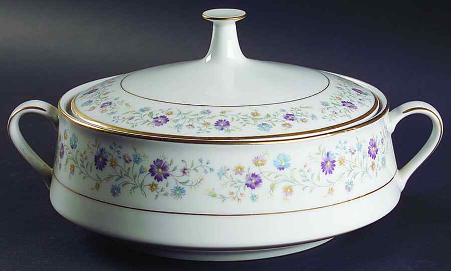 Longwood Round Covered Vegetable by Noritake-1