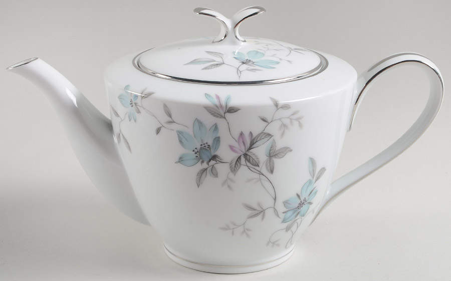 Lorene Teapot & Lid by Noritake-1