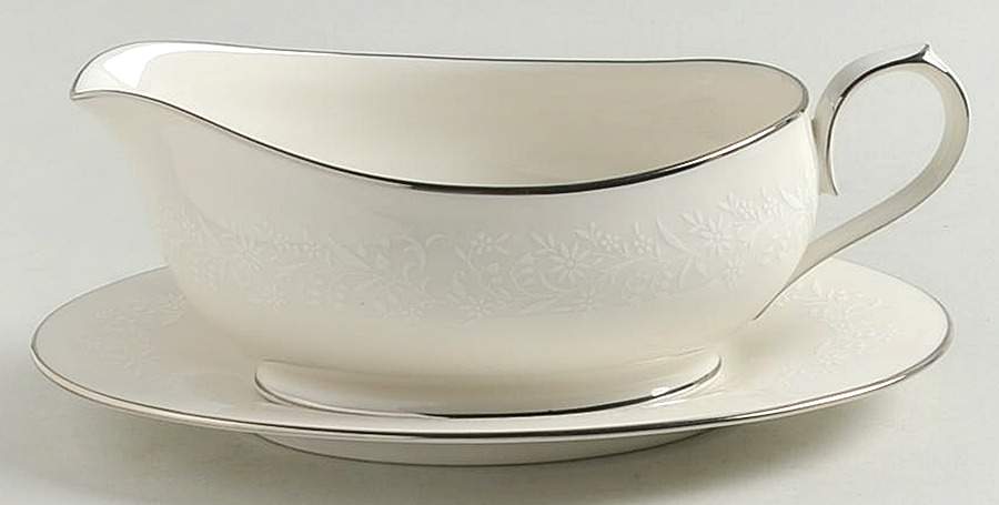 Lorelei Gravy Boat & Underplate by Noritake-1