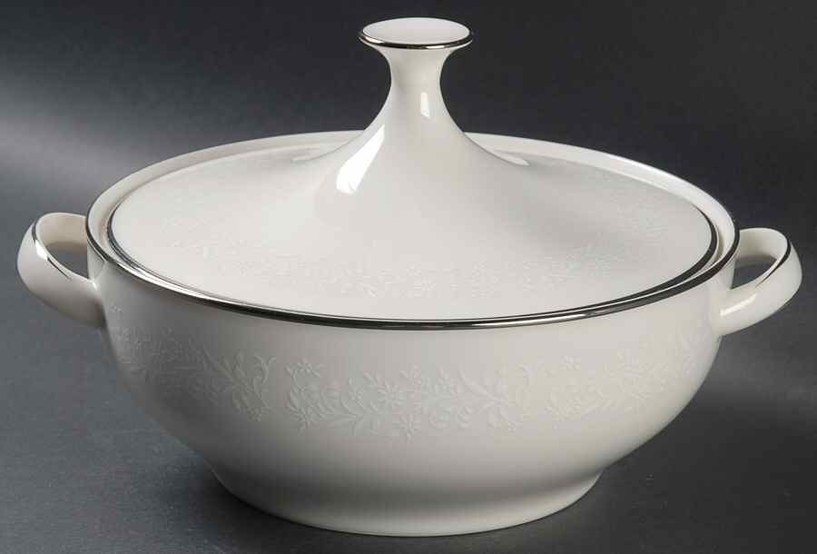 Lorelei Round Covered Vegetable by Noritake-1
