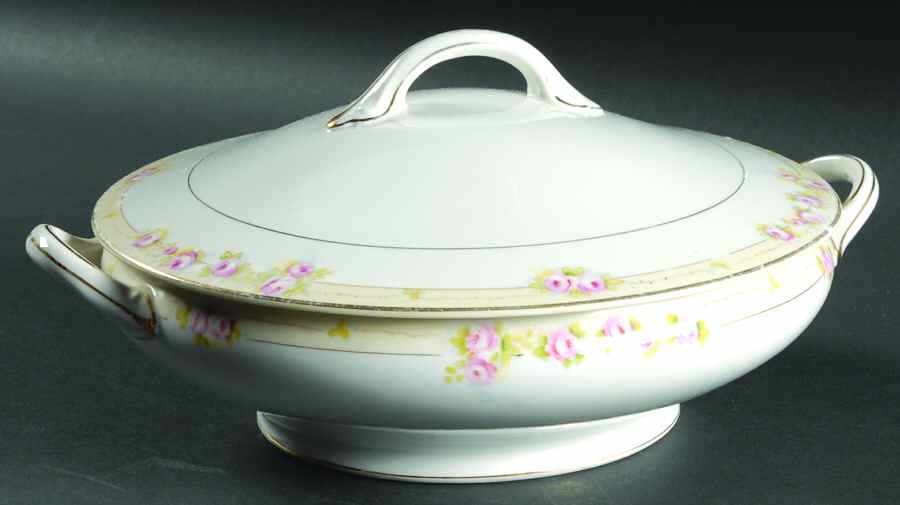 The Lorraine  Round Covered Vegetable by Noritake-1