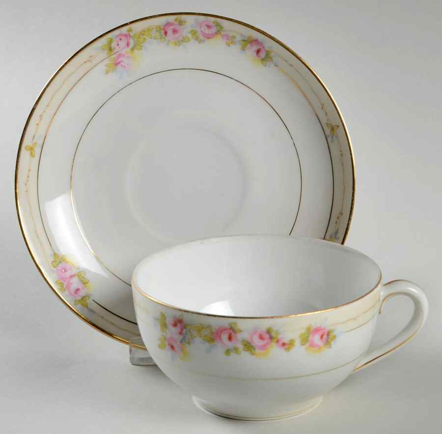 The Lorraine  Flat Cup & Saucer Set by Noritake-1