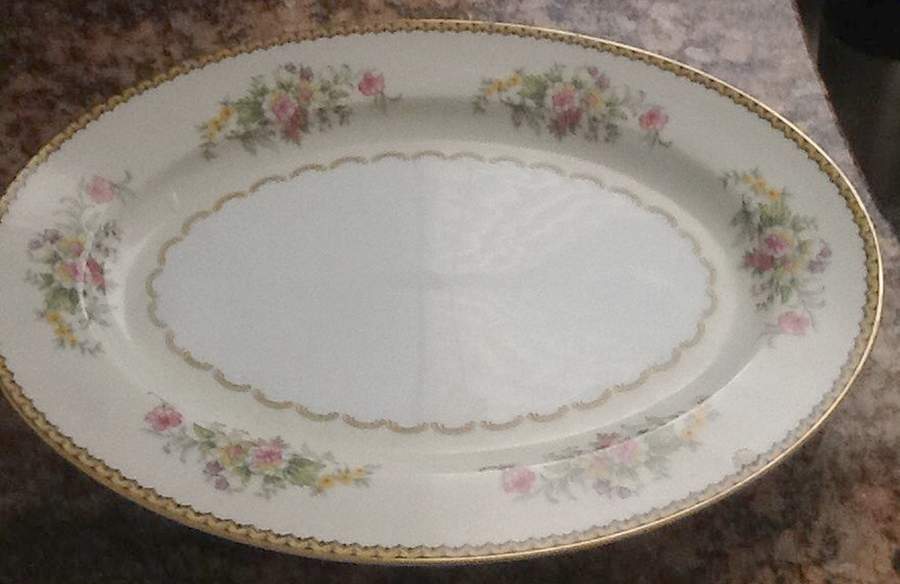 Lorina 13" Oval Serving Platter by Noritake-1