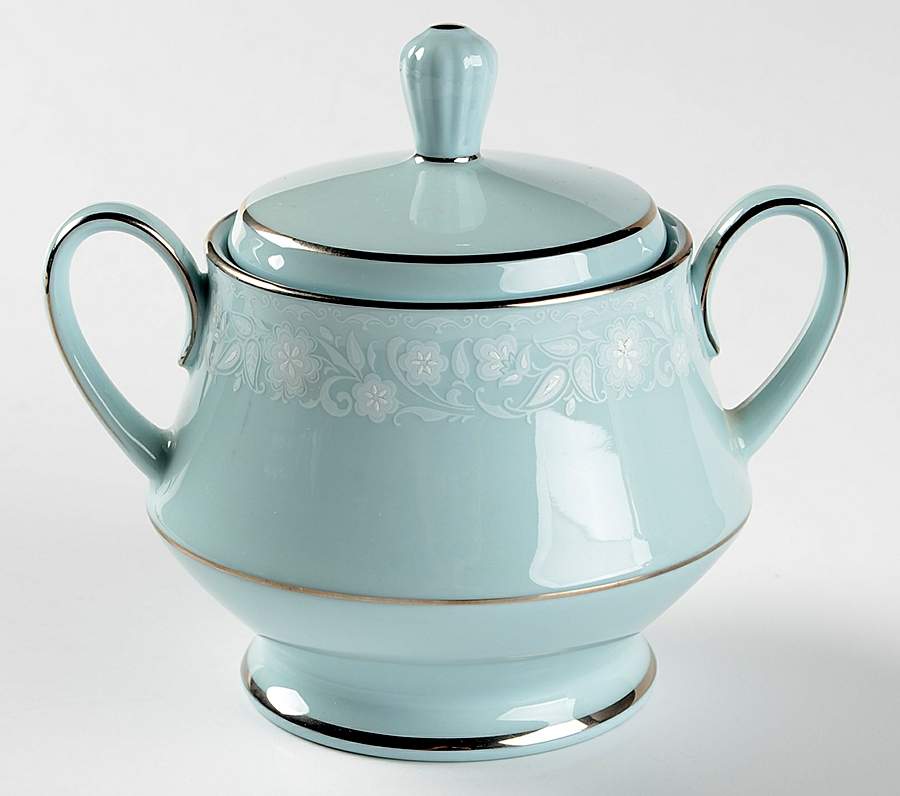 Love Song Sugar Bowl & Lid by Noritake-1
