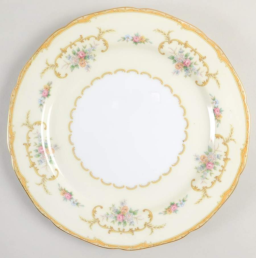 Lotus Dinner Plate by Noritake-1