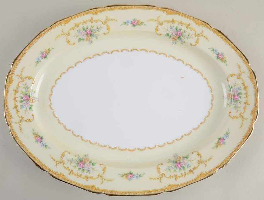 Lotus 13" Oval Serving Platter by Noritake-1