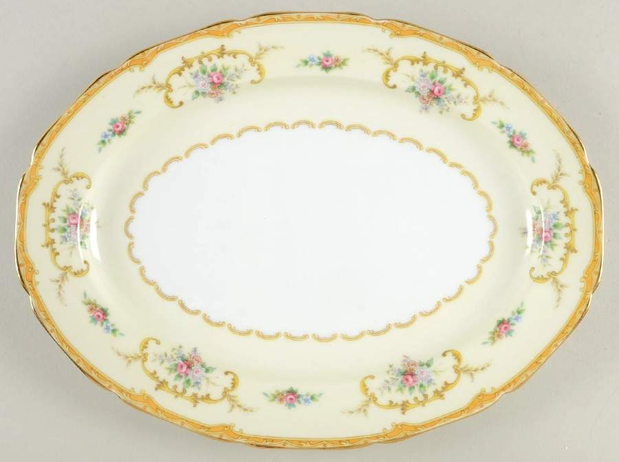 Lotus 11" Oval Serving Platter by Noritake-1