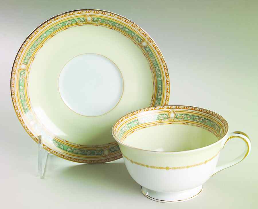 Lucetta Footed Cup & Saucer Set by Noritake-1