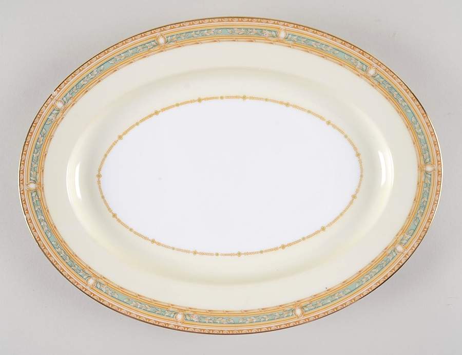 Lucetta 11" Oval Serving Platter by Noritake-1