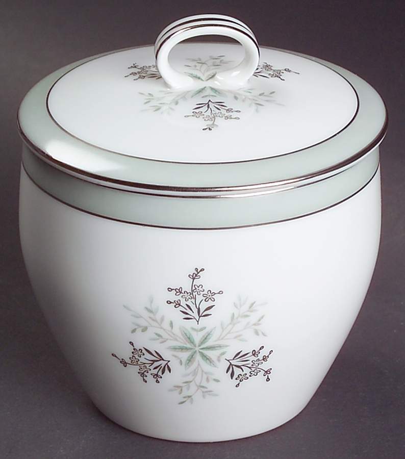 Lucille Mini Sugar Bowl & Lid by Noritake-1