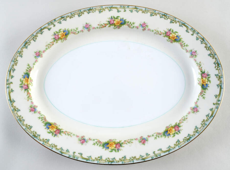 Lucia 16" Oval Serving Platter by Noritake-1