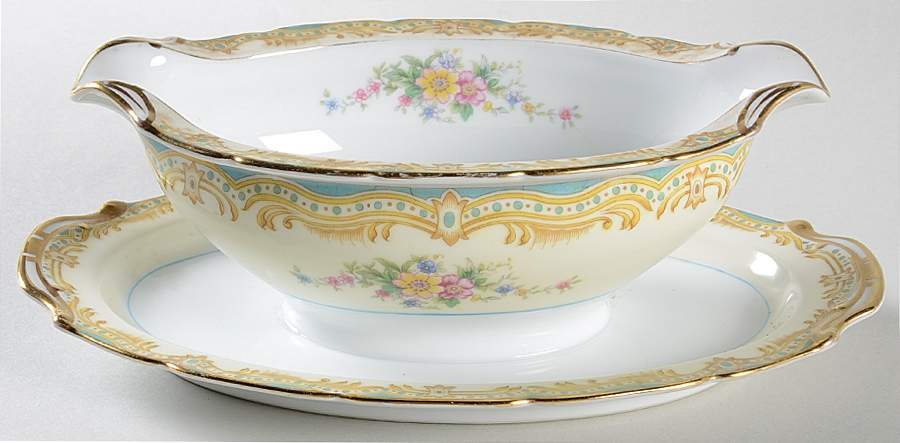 Lucine Gravy Boat with Attached Underplate by Noritake-1