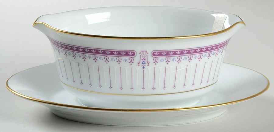 Lucinda Gravy Boat with Attached Underplate by Noritake-1