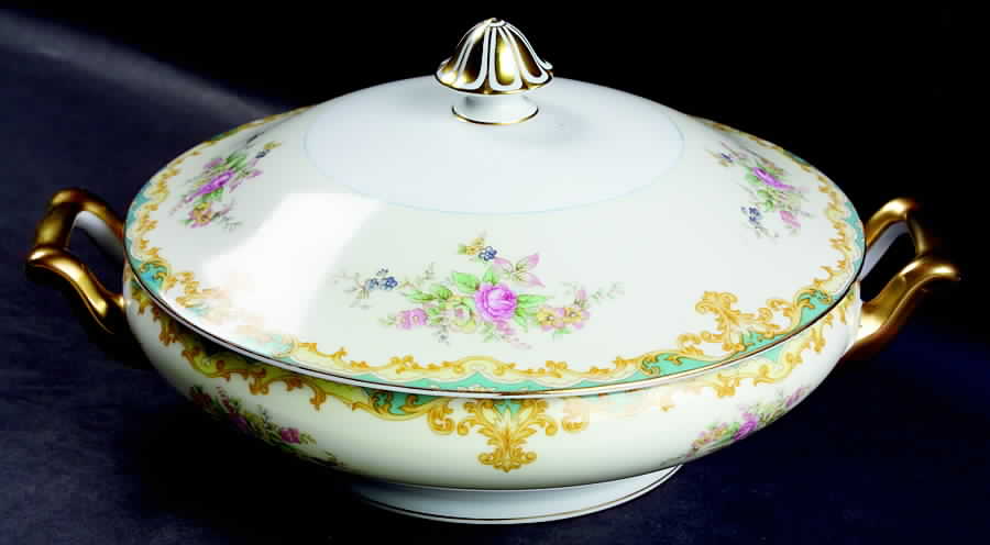 Luray Round Covered Vegetable by Noritake-1