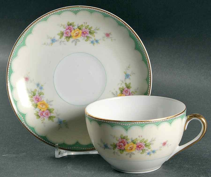 Luverne Flat Cup & Saucer Set by Noritake-1