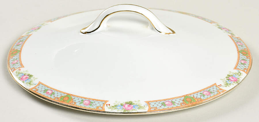 The Luzon Lid for Round Vegetable by Noritake-1