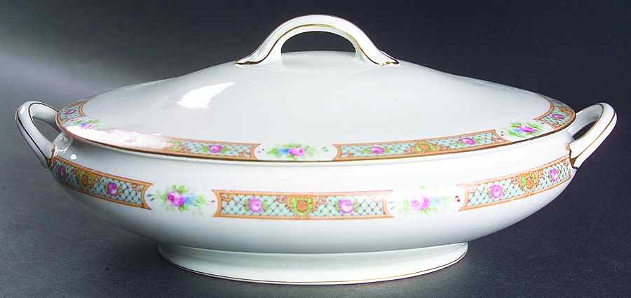 The Luzon Oval Covered Vegetable by Noritake-1