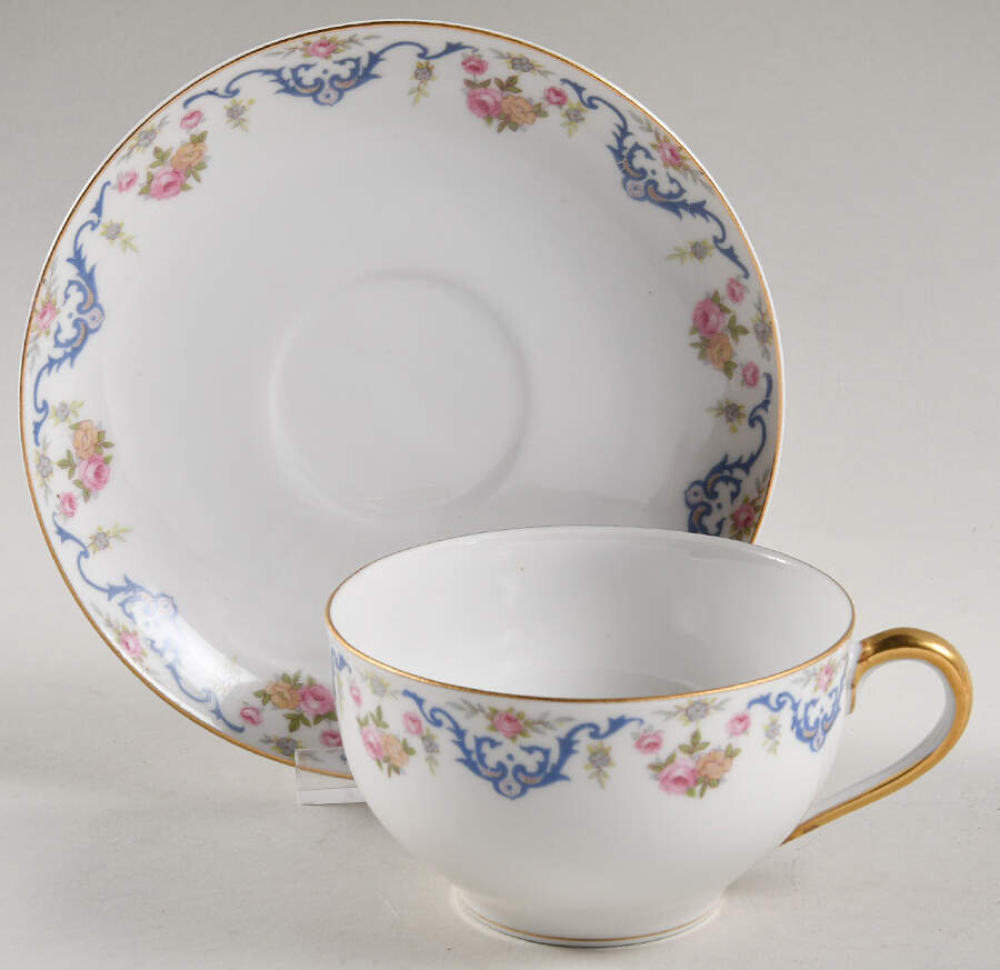 Luzano, The Flat Cup & Saucer Set by Noritake-1