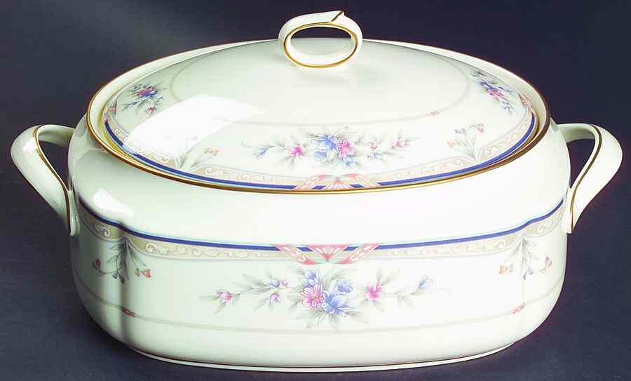 Lylewood Oval Covered Vegetable by Noritake-1