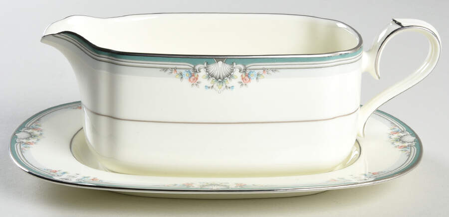 Lyndenwood Gravy Boat & Underplate (Relish/Butter) by Noritake-1