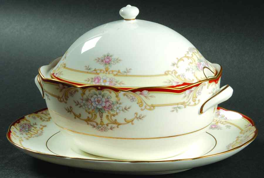 Lyndhurst Gravy Boat & Lid w/Underplate by Noritake-1