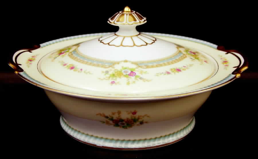 Lynrose Round Covered Vegetable by Noritake-1