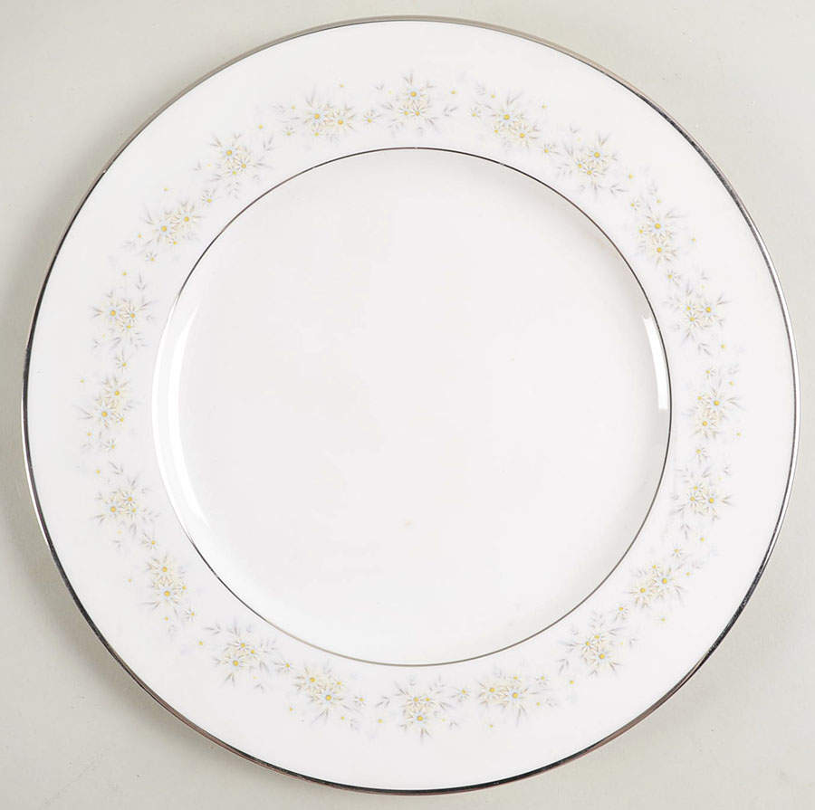 Lyric (9570) Dinner Plate by Noritake-1