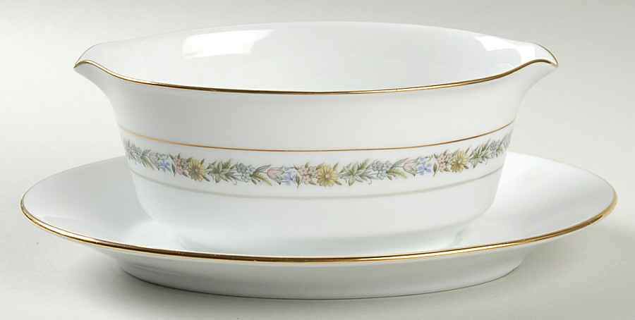 Macon Gravy Boat with Attached Underplate by Noritake-1