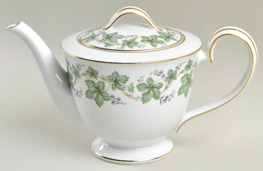Madera (Gold Trim) Teapot & Lid by Noritake-1