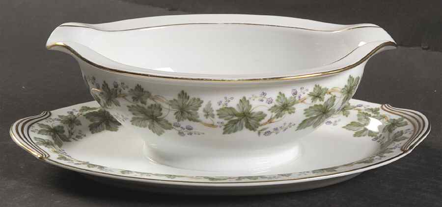Madera (Gold Trim) Gravy Boat with Attached Underplate by Noritake-1