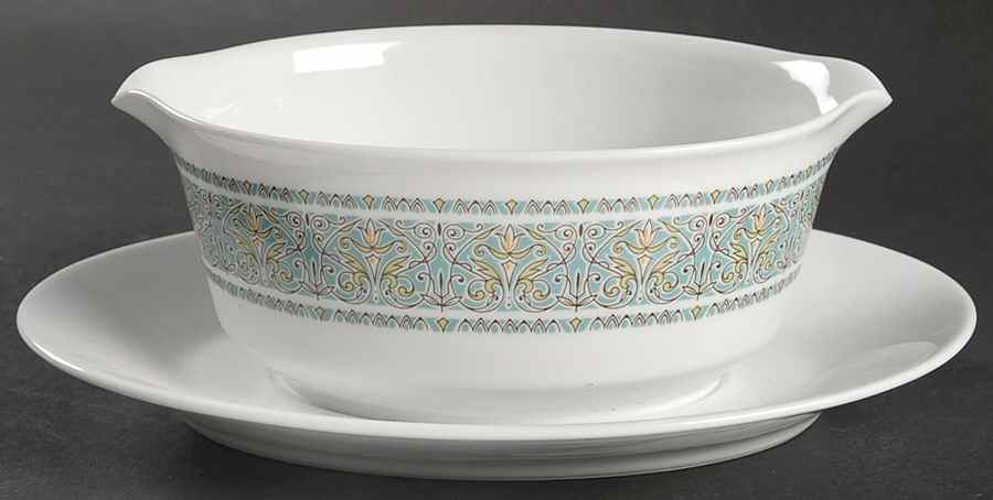 Madiera Gravy Boat with Attached Underplate by Noritake-1