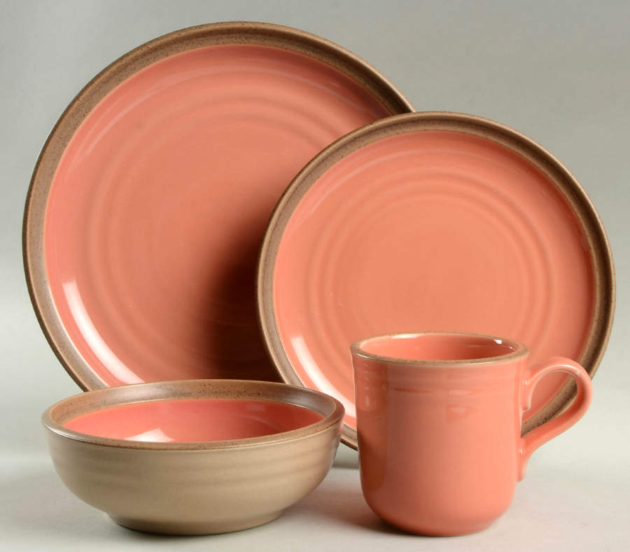 Madera Peach 4 Piece Place Setting by Noritake-1