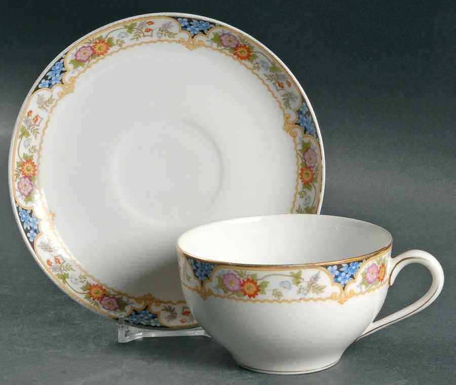 The Magenta Oversized Cup & Saucer Set by Noritake-1