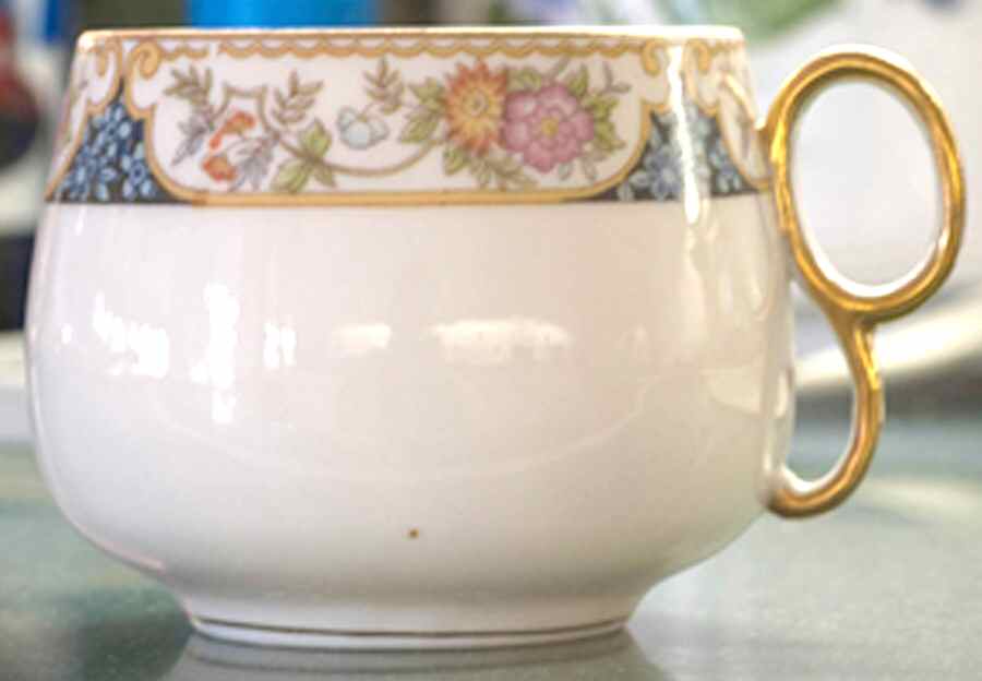 The Magenta Flat Cup by Noritake-1
