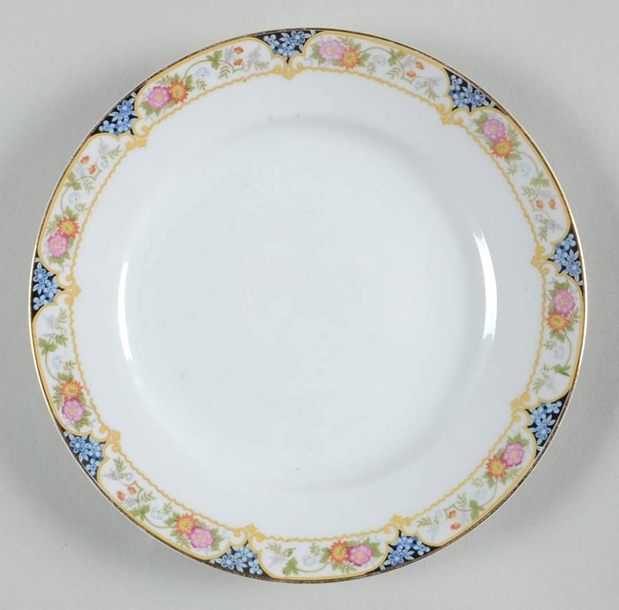 The Magenta Luncheon Plate by Noritake-1
