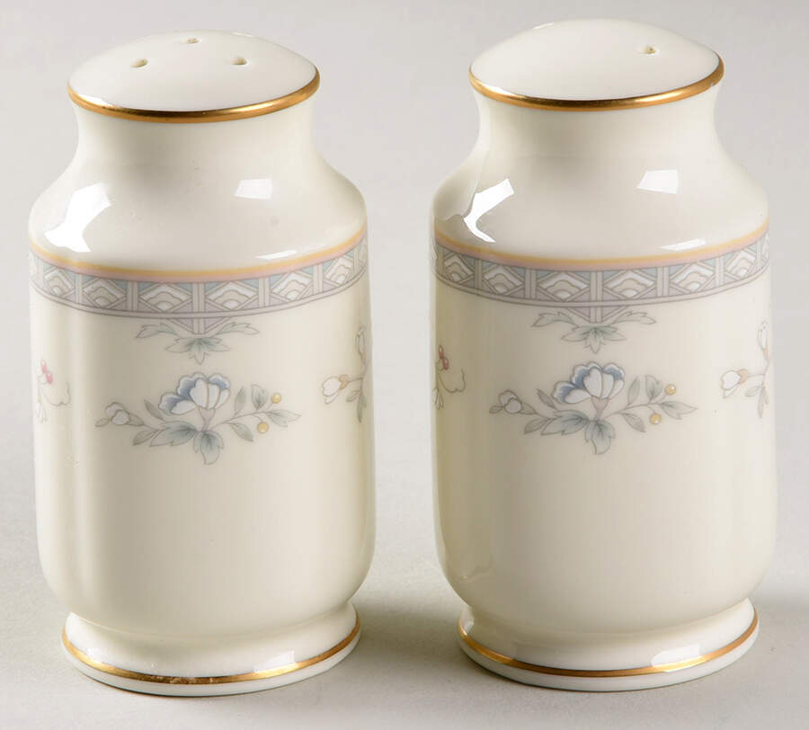 Mandarin Garden Salt & Pepper Set by Noritake-1