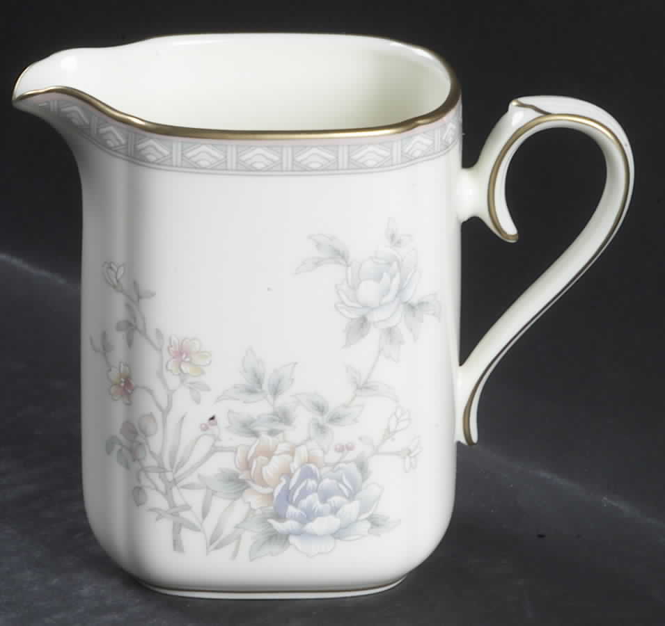 Mandarin Garden Creamer by Noritake-1